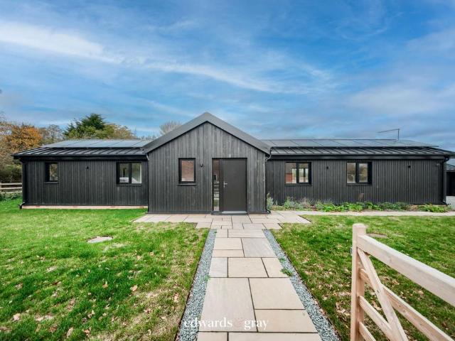 Bungalow for sale in Lea Marston, Gun Hill