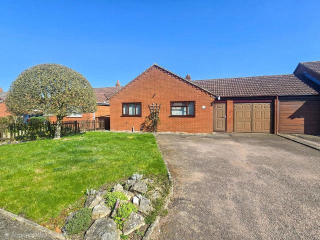 Bungalow for sale in Besthorpe, East Tuddenham