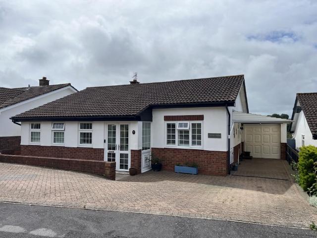 Bungalow for sale in Worle, Weston-super-mare