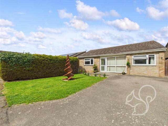 Bungalow for sale in Fordham Heath, Essex