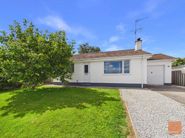 Bungalow for sale in Carharrack, Cornwall