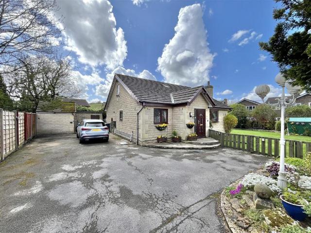 Bungalow for sale in Shirebrook Park, Charlesworth