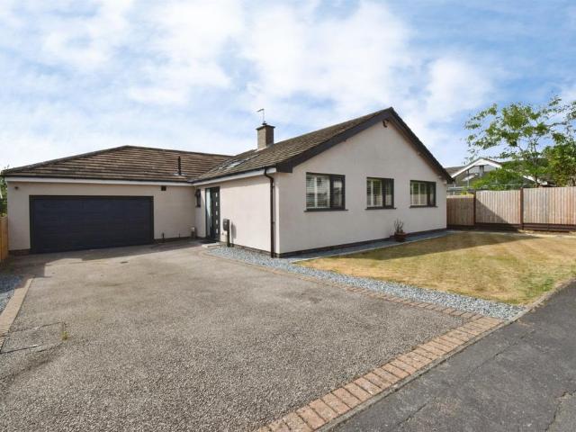 Bungalow for sale in Stanford On Avon, Leicestershire