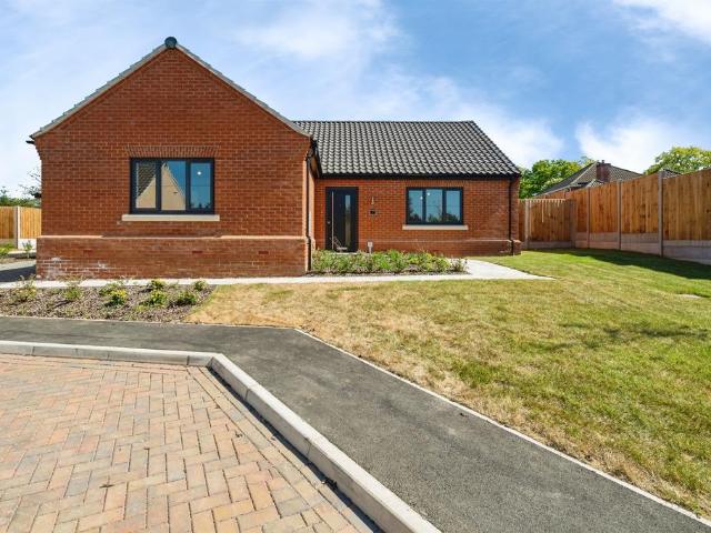 Bungalow for sale in Upper Holton, Eastbridge