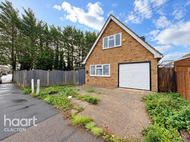 Bungalow for sale in Clacton-on-Sea, Tendring