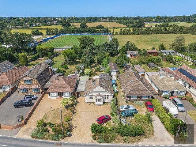 Bungalow for sale in Bixley, Eastbridge