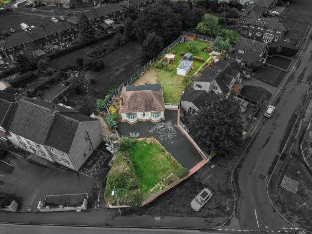 Bungalow for sale in Pelsall, West Midlands