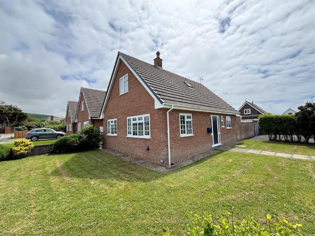 Bungalow for sale in Tywyn, Wales