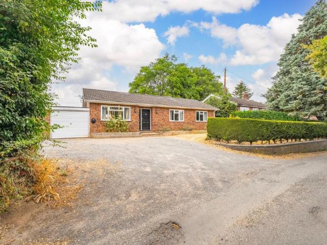 Bungalow for sale in Brampton, Crostwick