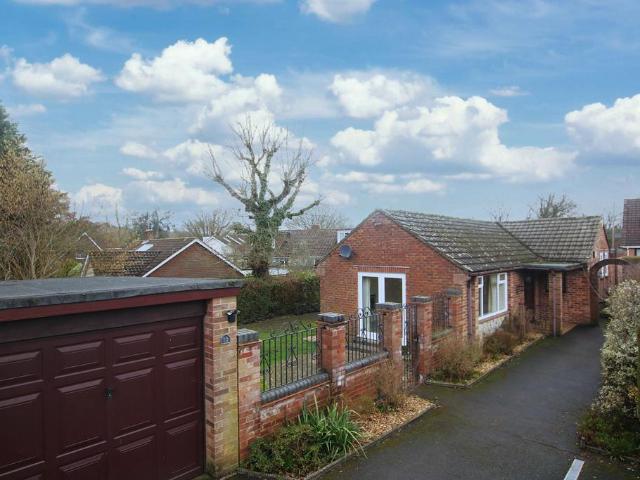 Bungalow for sale in Barton Stacey, Hampshire