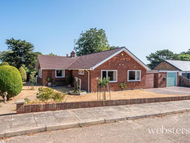 Bungalow for sale in Comers, Norfolk