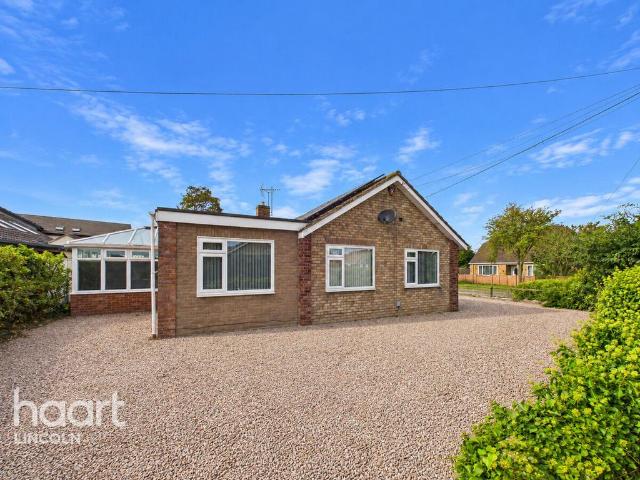 Bungalow for sale in Bracebridge Heath, North Kesteven