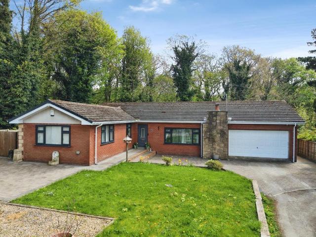 Bungalow for sale in St Helens