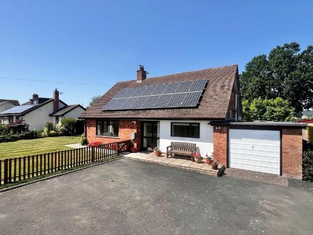 Bungalow for sale
