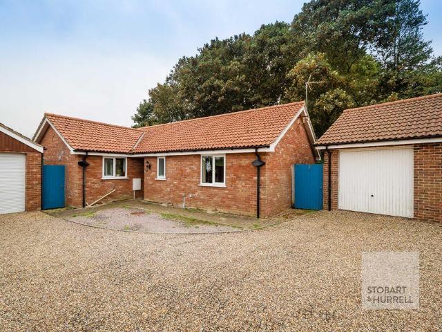 Bungalow for sale in Comers, Norfolk