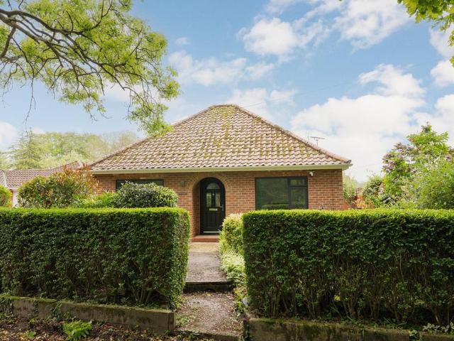 Bungalow for sale in Stokesby, Norfolk