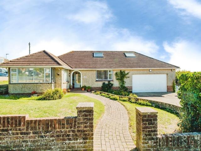 Bungalow for sale in North Lancing, Adur