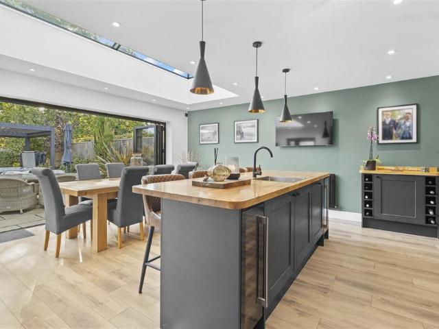 Bungalow for sale in Upper Horsebridge, Wealden