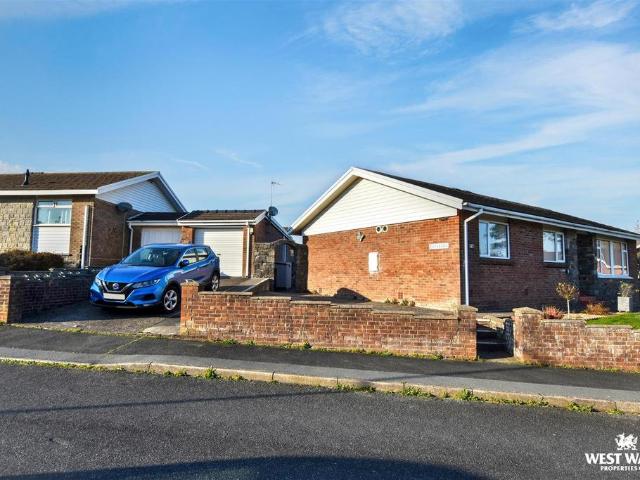 Bungalow for sale in Steynton, Milford Haven
