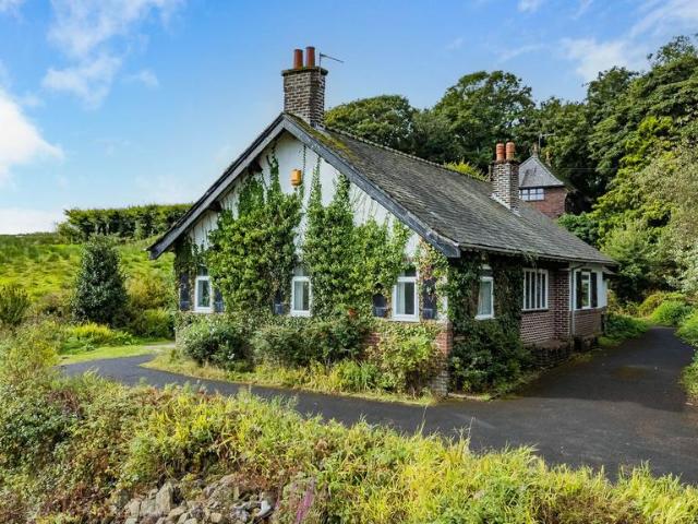 Bungalow for sale in Lee Bank, Greater Manchester
