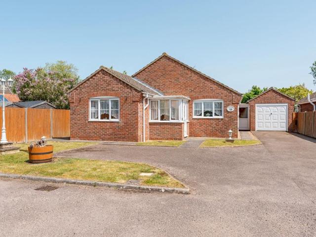 Bungalow for sale in Comers, Norfolk