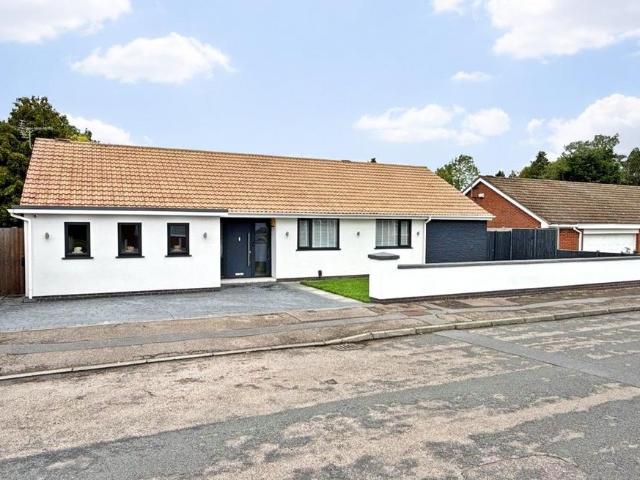 Bungalow for sale in Old Wharf, City Of Leicester