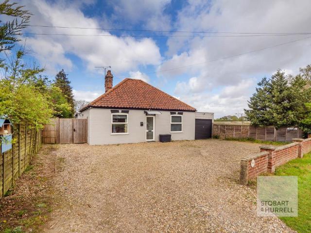 Bungalow for sale in Comers, Norfolk