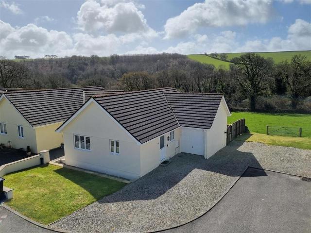 Bungalow for sale in Egloskerry, Cornwall