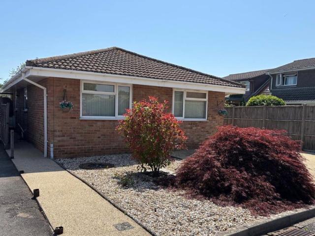 Bungalow for sale in Ashurst Bridge, Hampshire