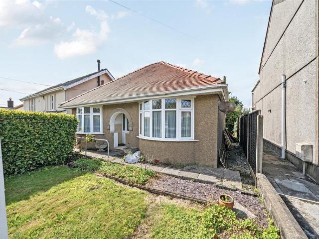 Bungalow for sale in Penllergaer, Wales