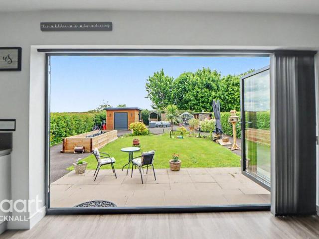 Bungalow for sale in Caldermill, East Midlands