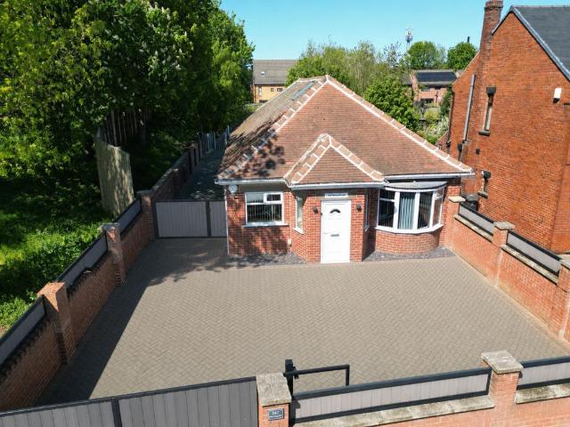 Bungalow for sale in Shaw Lands, Pogmoor