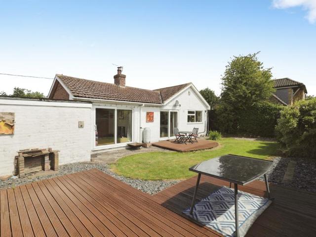 Bungalow for sale in Copmanthorpe, York