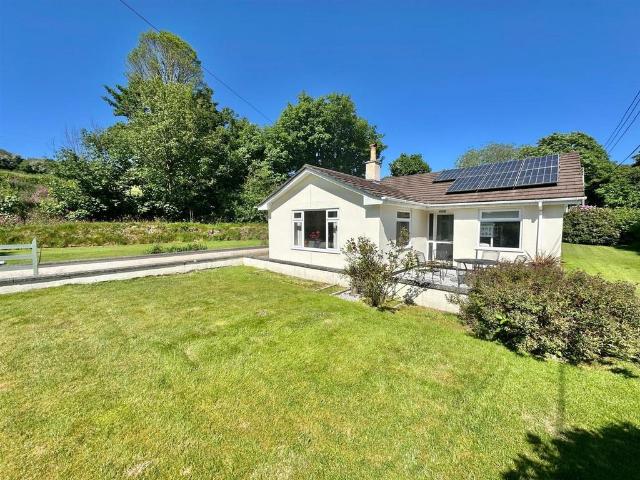 Bungalow for sale in Trehaddle, Frogpool