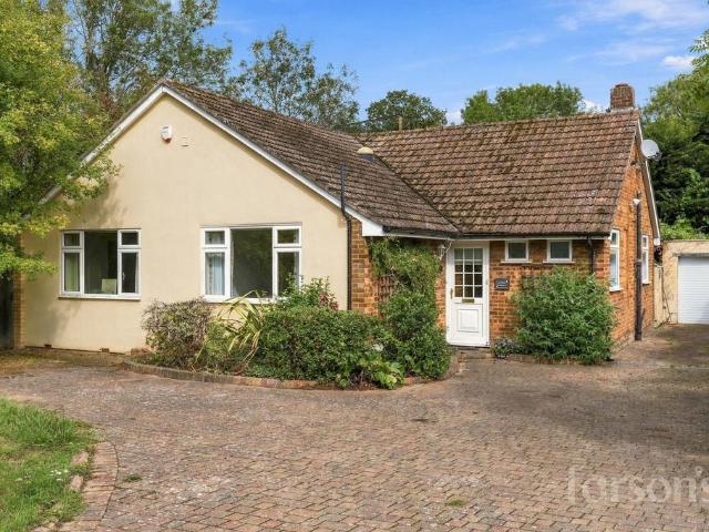 Bungalow for sale in Hutton, Navestock Side