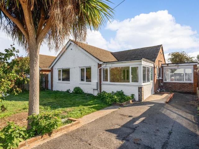 Bungalow for sale in Selsey, Chichester