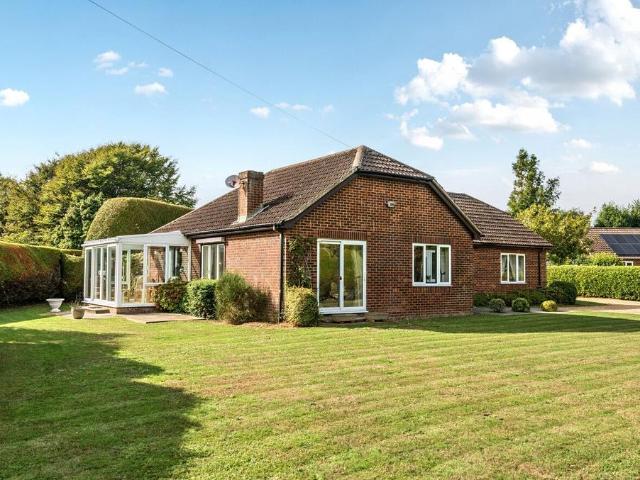 Bungalow for sale in Old Milton, New Forest
