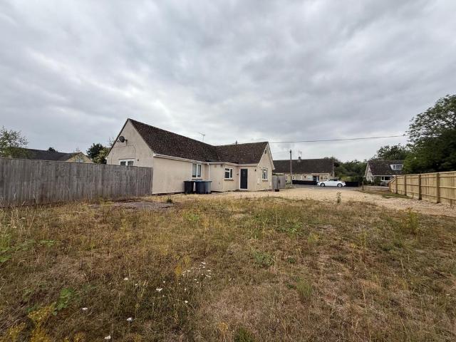 Bungalow for sale in Black Bourton, Oxfordshire