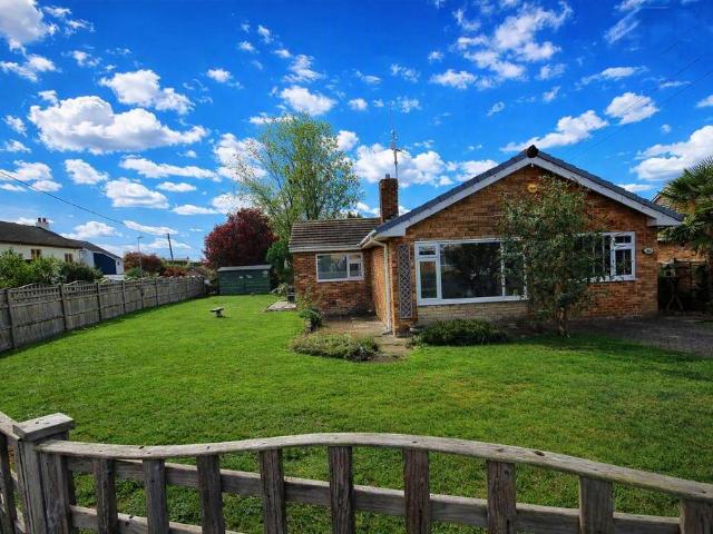 Bungalow for sale in Wentbridge, Wakefield