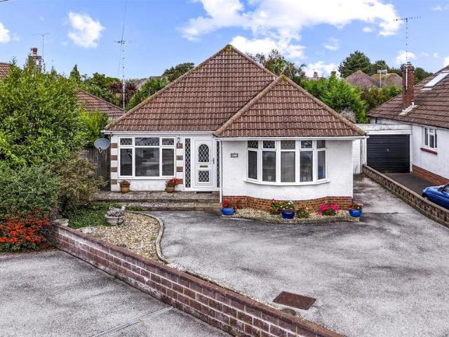Bungalow for sale in Goring-by-Sea, Worthing
