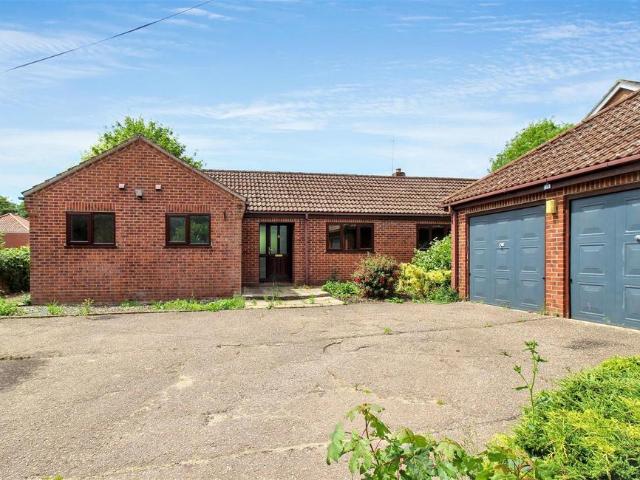 Bungalow for sale in Crostwick, Norfolk