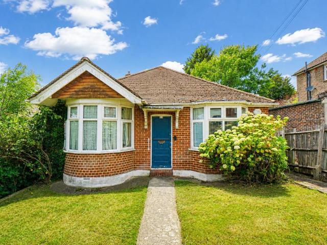 Bungalow for sale in Bohemia, Guestling Green
