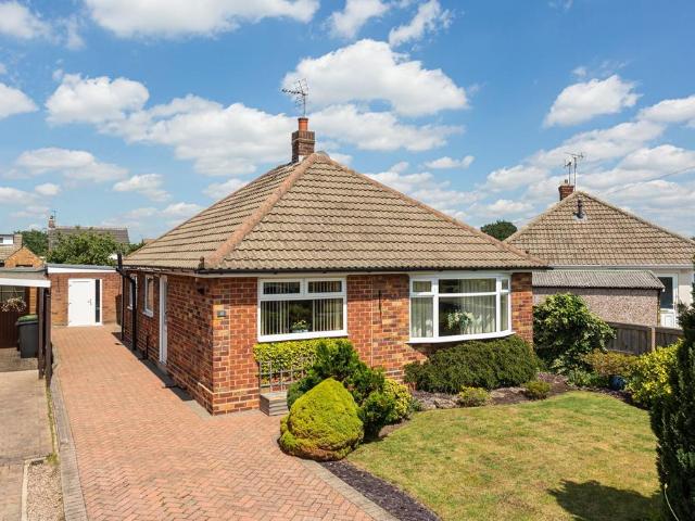 Bungalow for sale in High Field, York