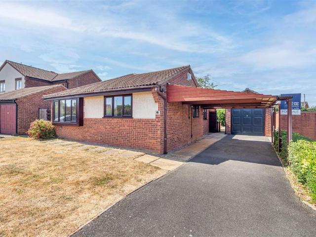 Bungalow for sale in St. Peter the Great County, St Peters