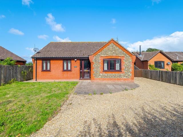 Bungalow for sale in Eastbridge, Suffolk