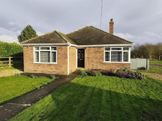 Bungalow for sale in Gosberton Clough, Lincolnshire
