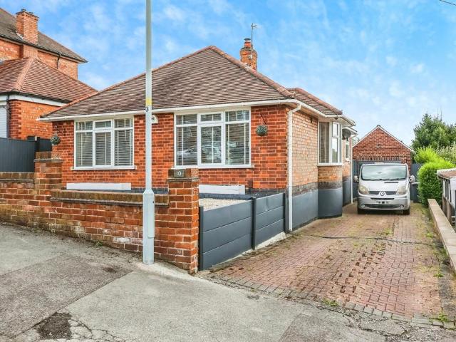 Bungalow for sale in Gedling