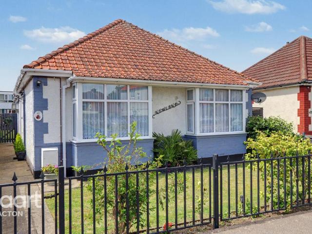 Bungalow for sale in Dale Hill, Essex