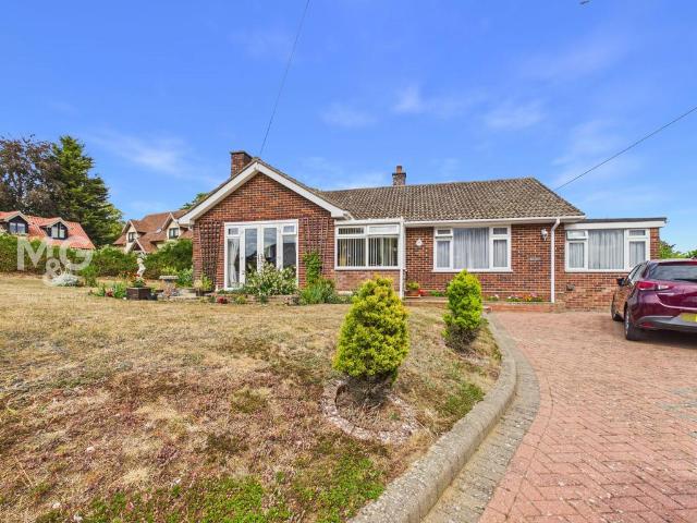 Bungalow for sale in Chelmondiston, Suffolk