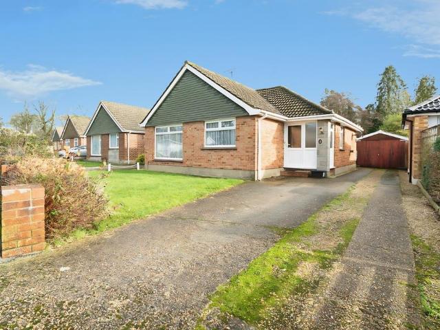 Bungalow for sale in Helford, Hampshire